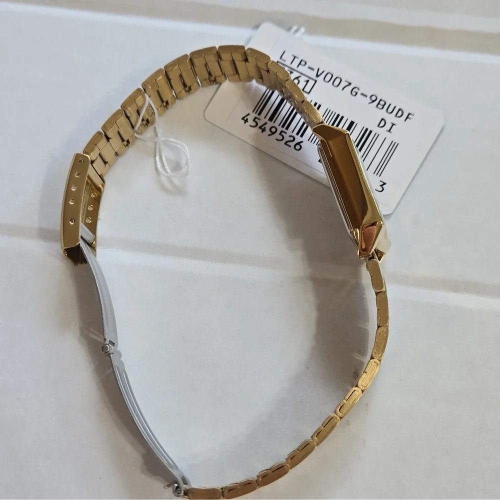 NIB Casio LTP-V007 Goldtone Womens 29mm Watch. Quartz,Analog,Water-Resist,SS.
